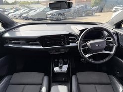 Audi Q4 40 S line SUV 5dr Electric Auto 82kWh (204 ps) 30