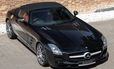 Mercedes-Benz SLS AMG Roadster 9