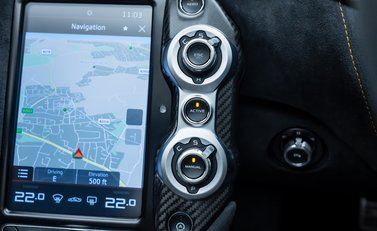 McLaren 765LT Spider 28