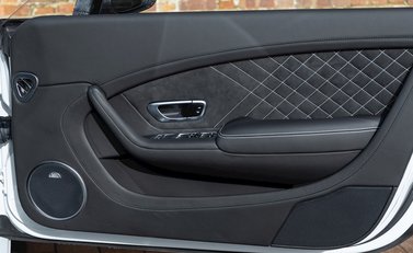 Bentley Continental Supersports 21