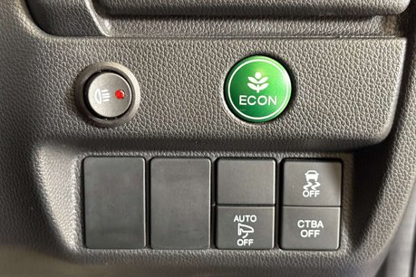 Honda Jazz 1.3L DOHC i-VTEC 47