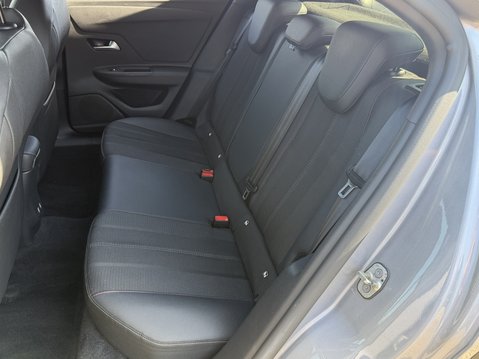 Vauxhall Mokka 1.2 Turbo 100 SRi Nav Premium 5dr 37