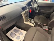 Vauxhall Astra 1.8i 16v Life 5dr 27