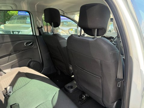 Renault Clio 1.5 dCi Dynamique S MediaNav Euro 5 (s/s) 5dr 20