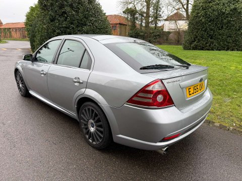 Ford Mondeo 3.0 Mondeo ST220 5dr 8