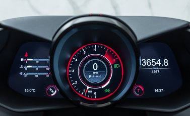 Aston Martin V8 Vantage ROADSTER 23