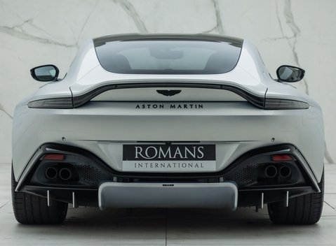 Aston Martin V8 Vantage 8