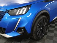 Peugeot 2008 GT PREMIUM 31