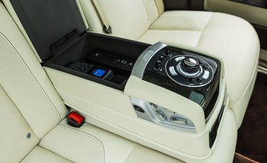 Rolls-Royce Ghost V12 19