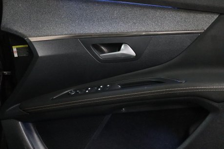 Peugeot 3008 PURETECH S/S GT LINE 36