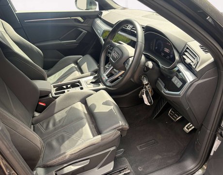 Audi Q3 2.0 Q3 S Line 40 TFSI Quattro Semi-Auto 4WD 5dr 10