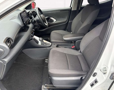 Toyota Yaris 1.5 Yaris Design HEV CVT 5dr 13