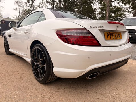 Mercedes-Benz SLK 1.8 SLK 200 AMG Sport BlueEfficiency 2dr 20