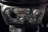 Jeep Renegade 1.0T NIGHT EAGLE STUNNING CAR! SAT NAV..CRUISE CONTROL..AIR CON.STUNNING 26