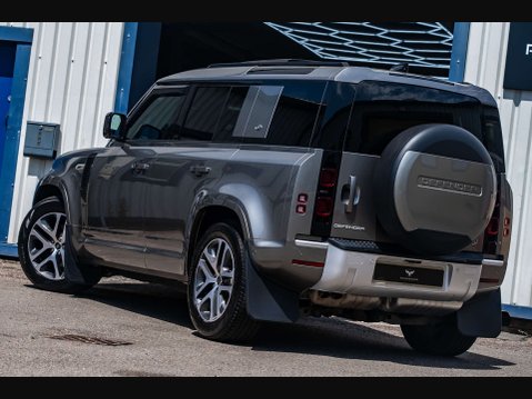 Land Rover Defender 3.0 Defender XS Edition D MHEV Auto 4WD 5dr 29