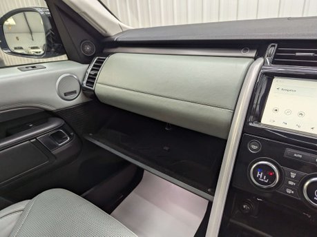 Land Rover Discovery 2.0 Discovery Luxury HSE SD4 Auto 4WD 5dr 89