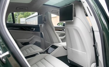 Porsche Panamera Turbo S E-Hybrid 14