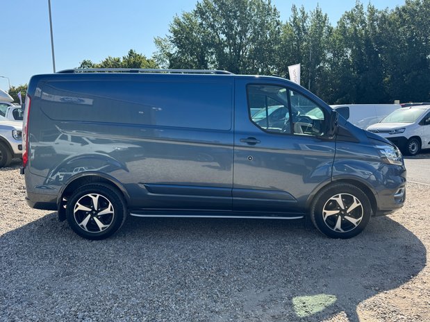 Ford Transit Custom AUTO SWB L1H1 Low Roof 300 Air Con Alloys Sensors Cam EURO 6 NO VAT 5