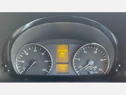 Mercedes-Benz Sprinter 2.1 313 CDi RWD L3 H3 4dr 26