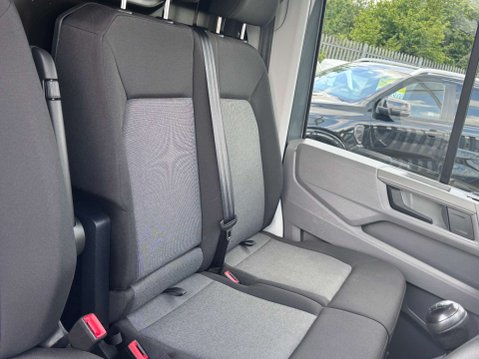 Volkswagen Crafter 2.0 TDI CR35 Commerce Plus Panel Van 5dr Diesel Manual FWD LWB High Roof Eu 13