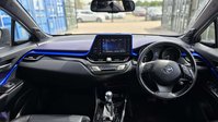 Toyota C-HR 1.8 VVT-h Dynamic SUV 5dr Petrol Hybrid CVT Euro 6 (s/s) (122 ps) 14