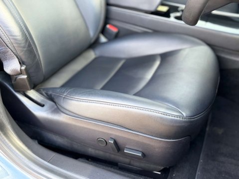 Tesla Model 3 Model 3 Long Range AWD 4WD 4dr 13