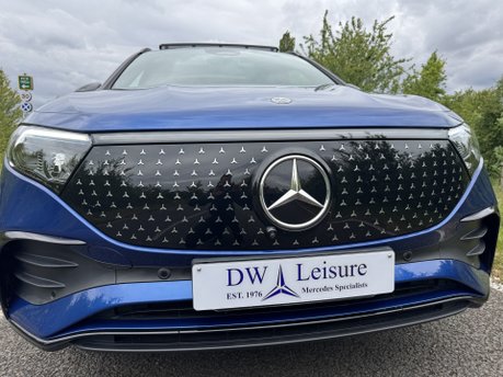 Mercedes-Benz EQA EQA 300 4Matic AMG Line Premium Plus Auto Electric 66 KWH PAN ROOF/HEADS UP 36