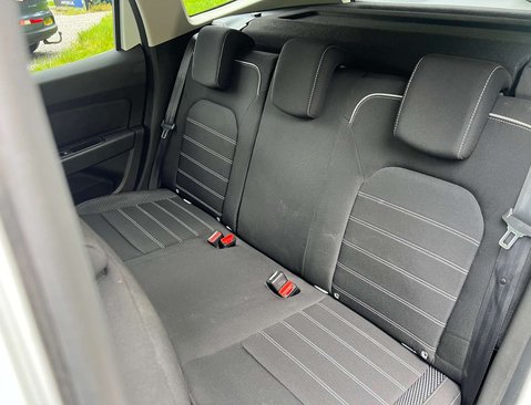 Dacia Duster 1.3 Duster Prestige TCe 4x2 5dr 33