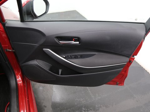 Toyota Corolla 1.8 VVT-h Icon CVT Euro 6 (s/s) 5dr 19