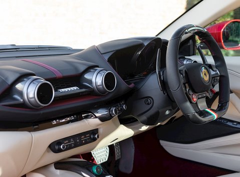 Ferrari 812 Superfast 15