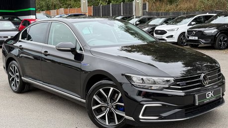 Volkswagen Passat GTE DSG - VAT Q - 1 OWNER - PLUG IN HYBRID - 3 IN STOCK 