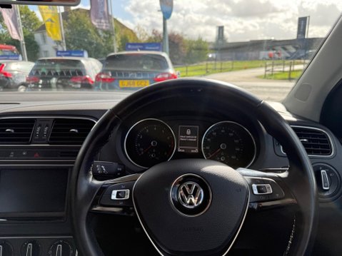 Volkswagen Polo 1.2 TSI BlueMotion Tech SE Euro 6 (s/s) 5dr 33
