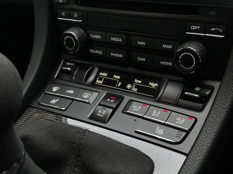 Porsche 718 Cayman CAYMAN GTS 61