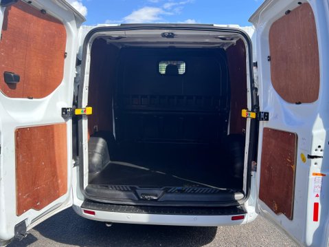 Ford Transit Custom 2.0 300 EcoBlue Limited Crew Van L2 H1 Euro 6 (s/s) 5dr 30