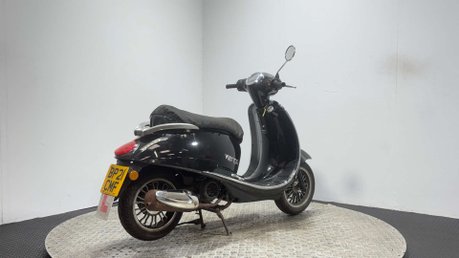 Lexmoto Vienna 2021 11K RUNNING PROJECT SCOOTER SPARES OR REPAIR 125CC CUSTOM BIKE 2