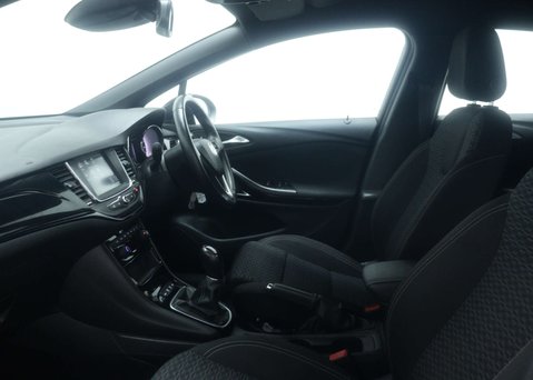Vauxhall Astra 1.4 Astra SRi VX-Line Nav T S/S 5dr 41