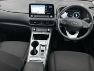 Hyundai KONA PREMIUM 3