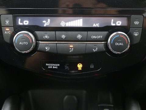 Nissan Qashqai 1.5 dCi Tekna Euro 6 (s/s) 5dr 17