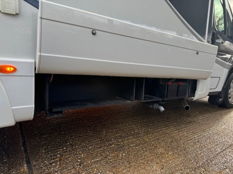 Auto-Trail Mohawk *** SOLD *** 37