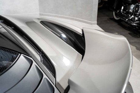 McLaren 720S V8 SSG. FULL MSH. CARBON PACK 1. CARBON INTERIOR. CERAMICS. LIFT. B & O. 43