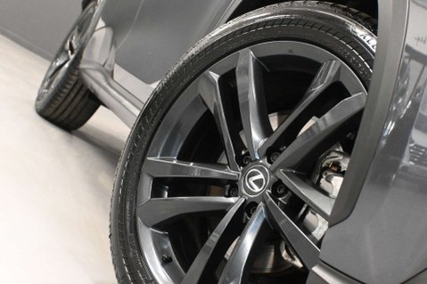 Lexus NX 2.5 NX 350h CVT 4WD 5dr 14