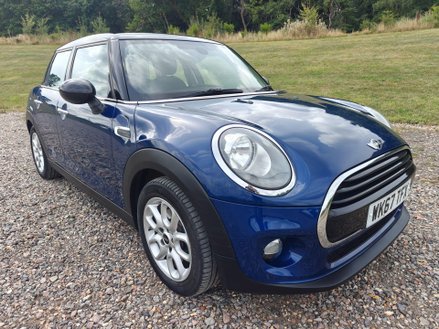 Mini Hatch 1.5 Cooper Auto Euro 6 (s/s) 5dr