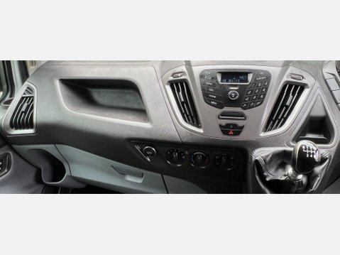 Ford Transit Custom 2.2 TDCi 270 Panel Van 5dr Diesel Manual L1 H2 (186 g/km, 98 bhp) 42