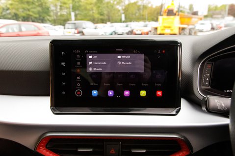 SEAT Arona TSI FR SPORT DSG 28