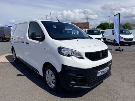 Peugeot Expert 2.0 Expert Professional Premium L1 Blue HDi
