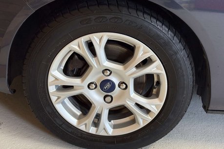 Ford B-Max 1.6 Zetec MPV 5dr Petrol Powershift Euro 5 (105 ps) 54