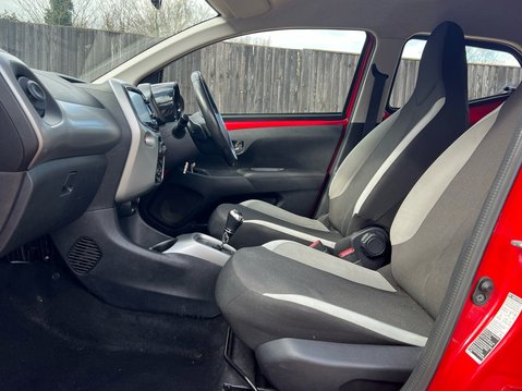 Toyota Aygo VVT-I X-PLAY X-SHIFT 3