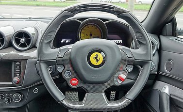 Ferrari FF 23