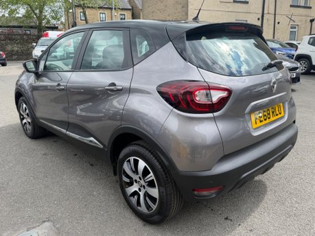 Renault Captur PLAY TCE 18