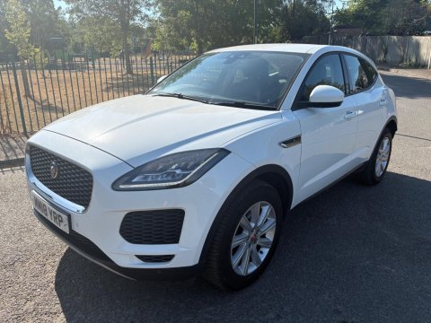 Jaguar E-Pace S 8